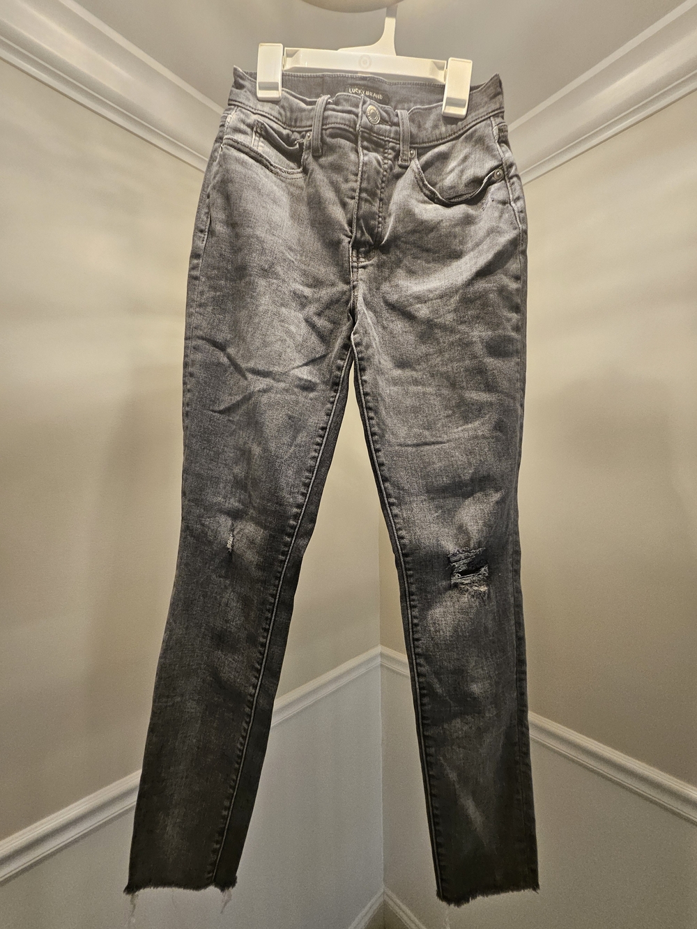 Lucky Brand Bridgette High Rise Skinny Distressed Jeans Gray - 4/27R